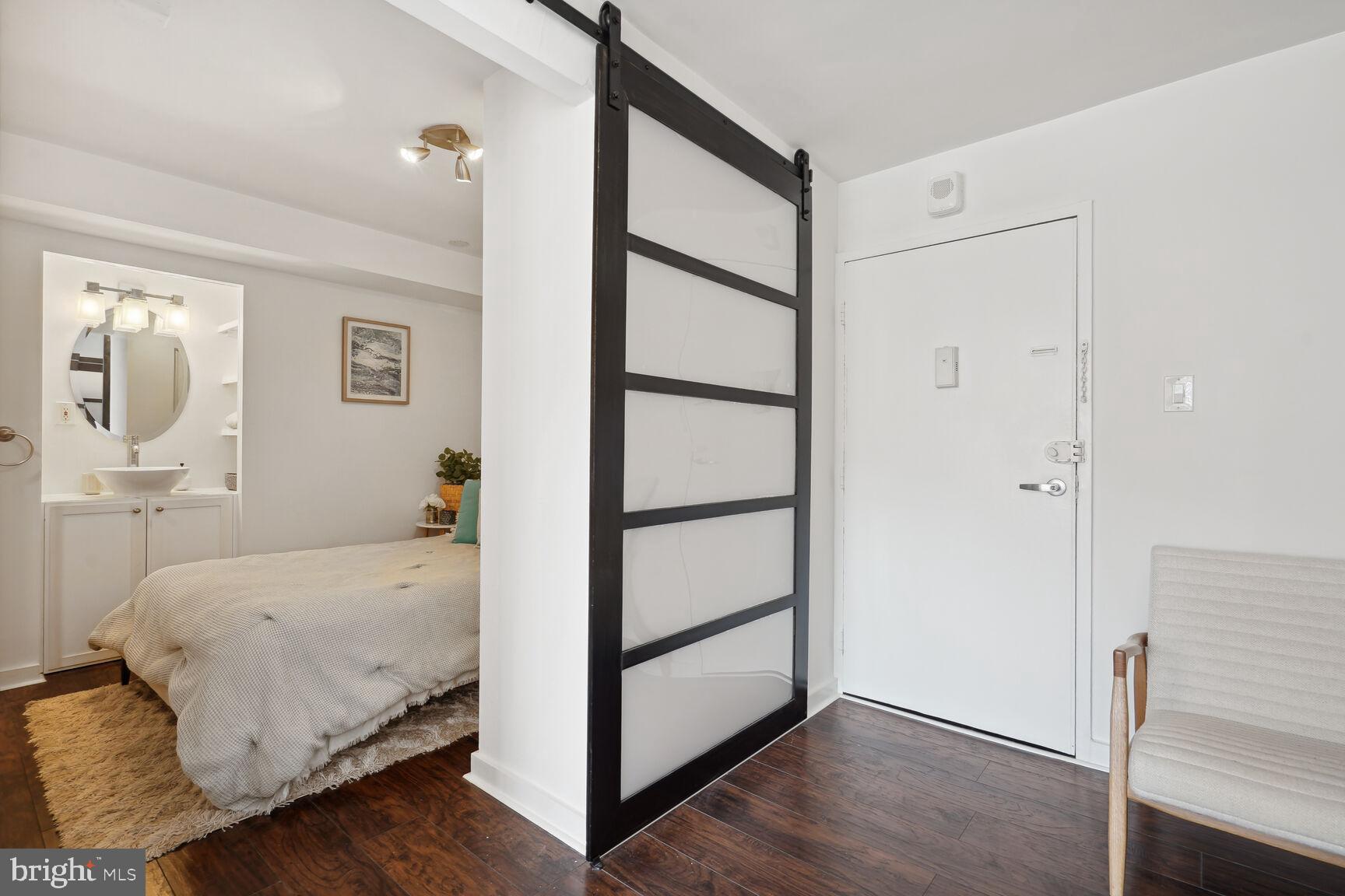 1440 N NW Unit: 916