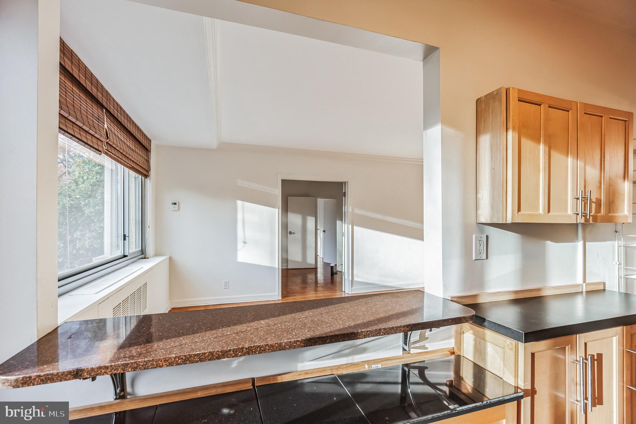 4200 Cathedral AVENUE NW Unit: 516