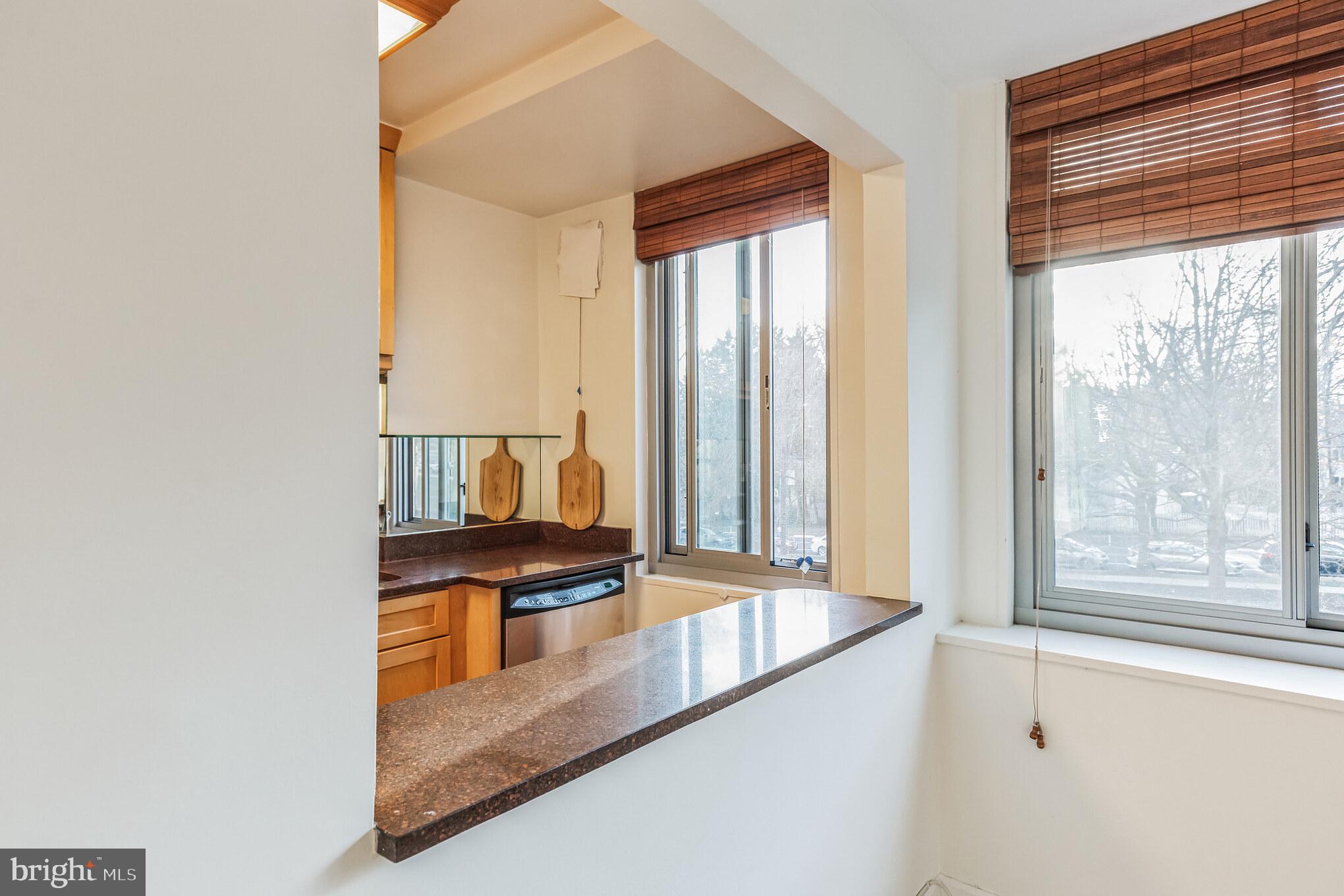 4200 Cathedral AVENUE NW Unit: 516