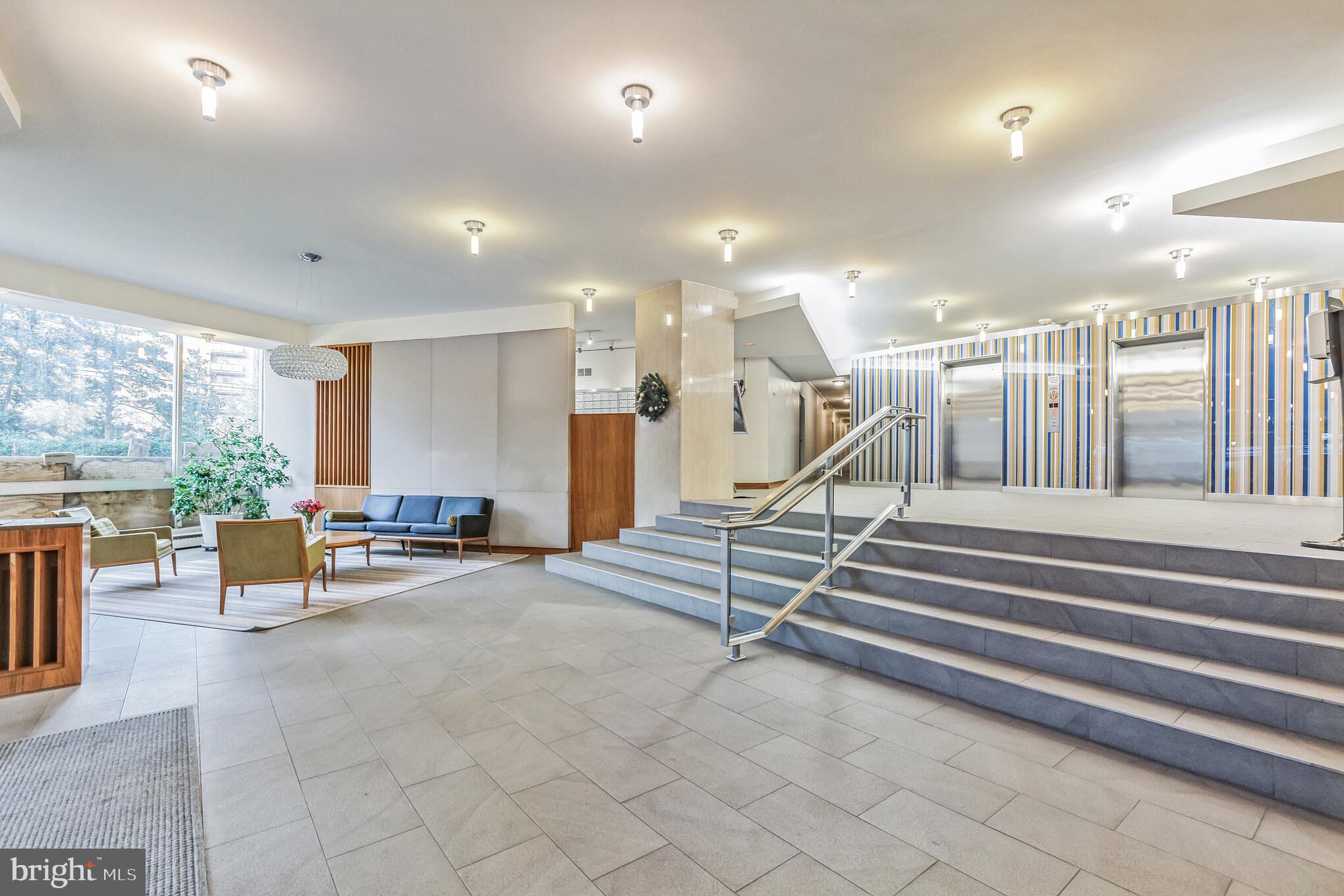 4200 Cathedral AVENUE NW Unit: 516