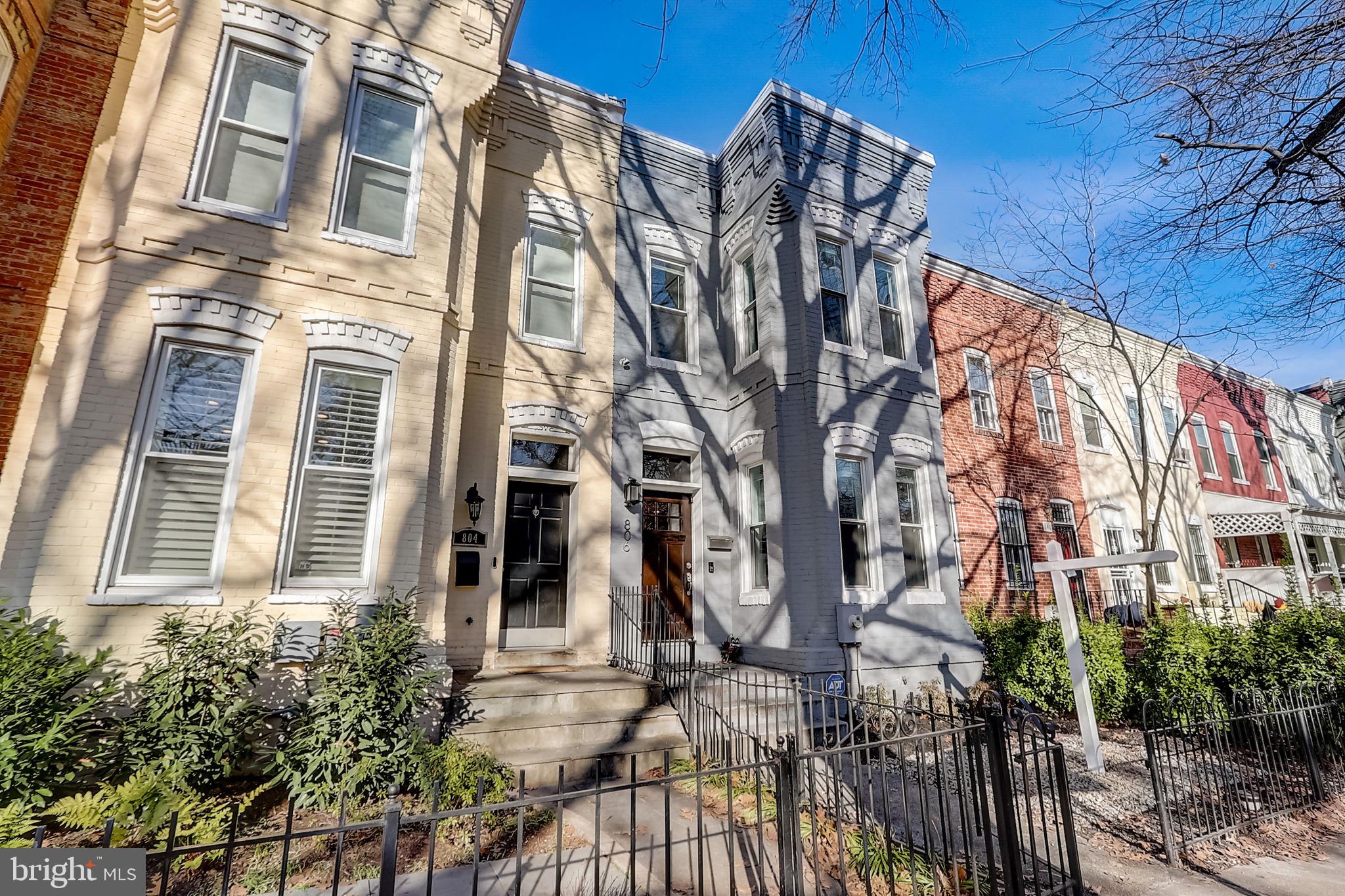 806 I STREET NE