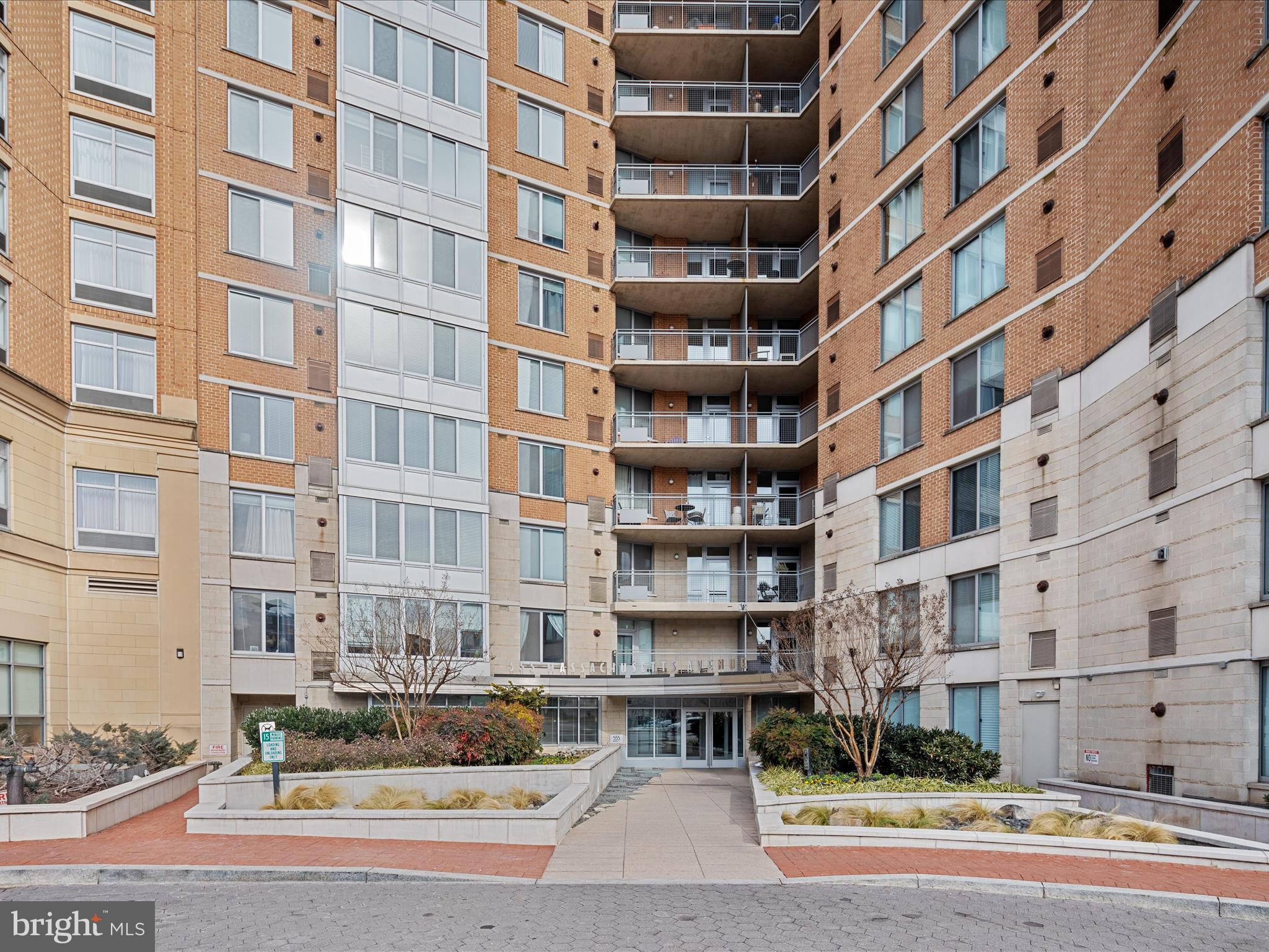 555 Massachusetts AVENUE NW Unit: 814