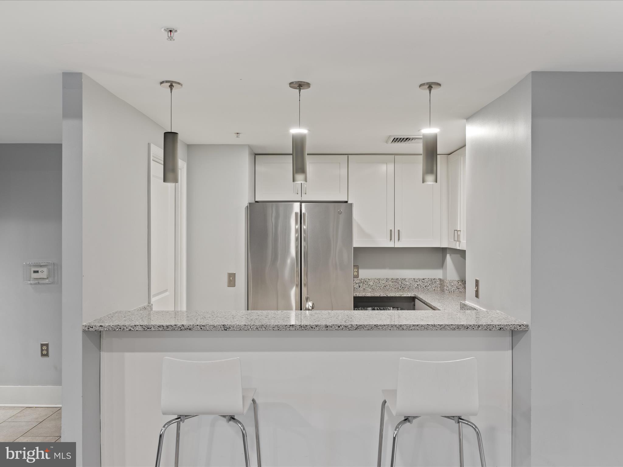 555 Massachusetts AVENUE NW Unit: 814