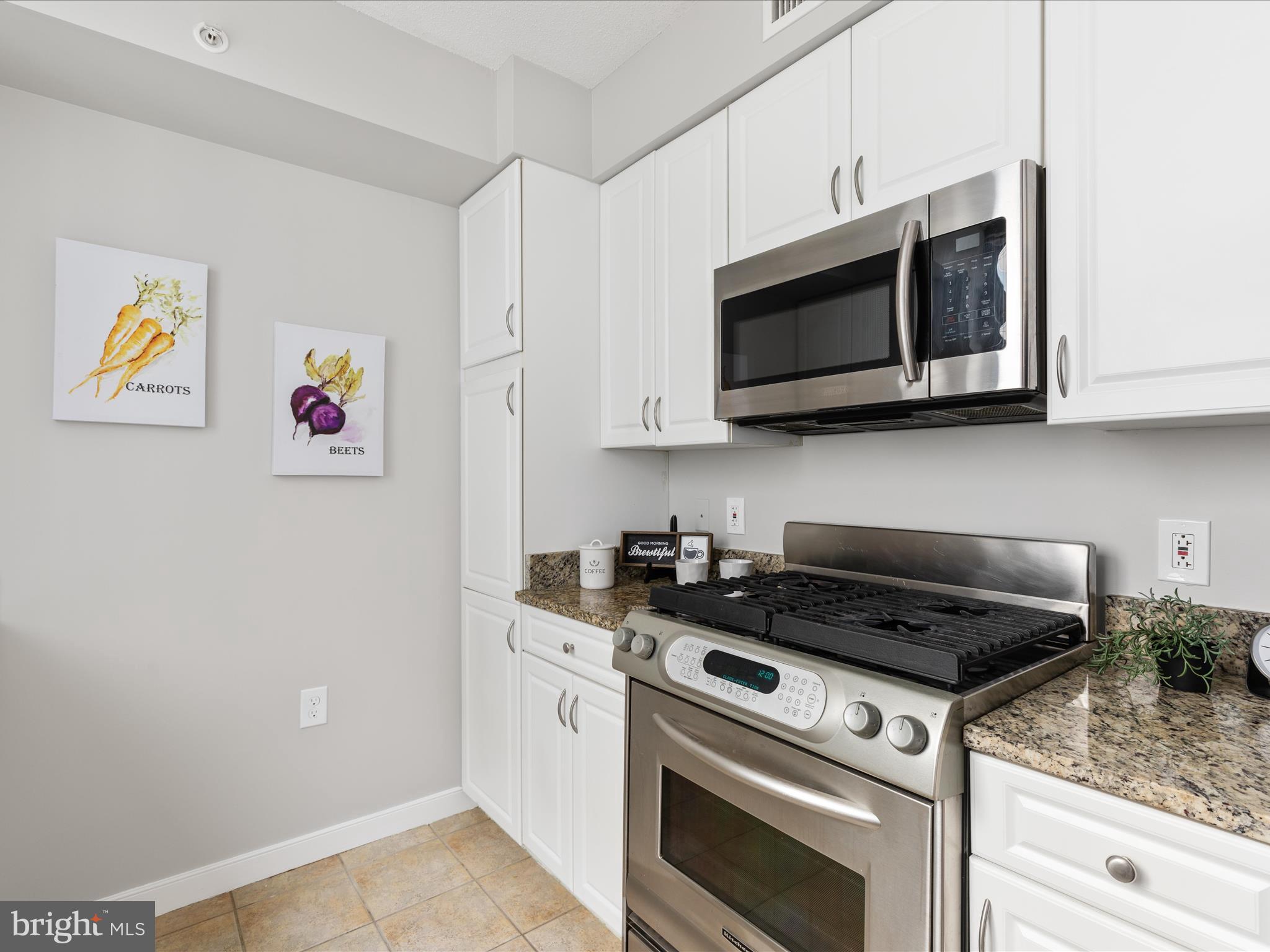 555 Massachusetts AVENUE NW Unit: 814