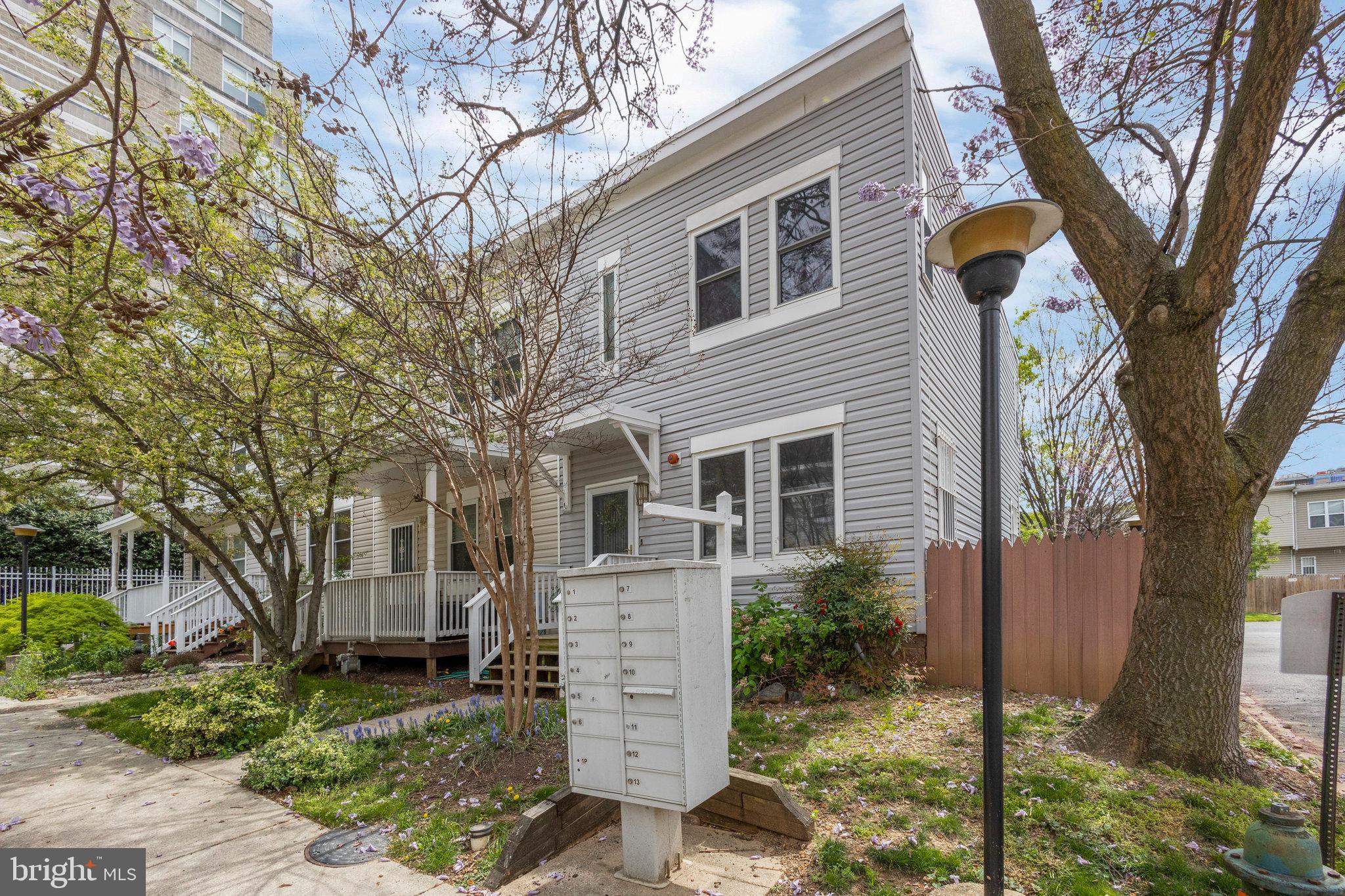 1332 Half St SW #1332