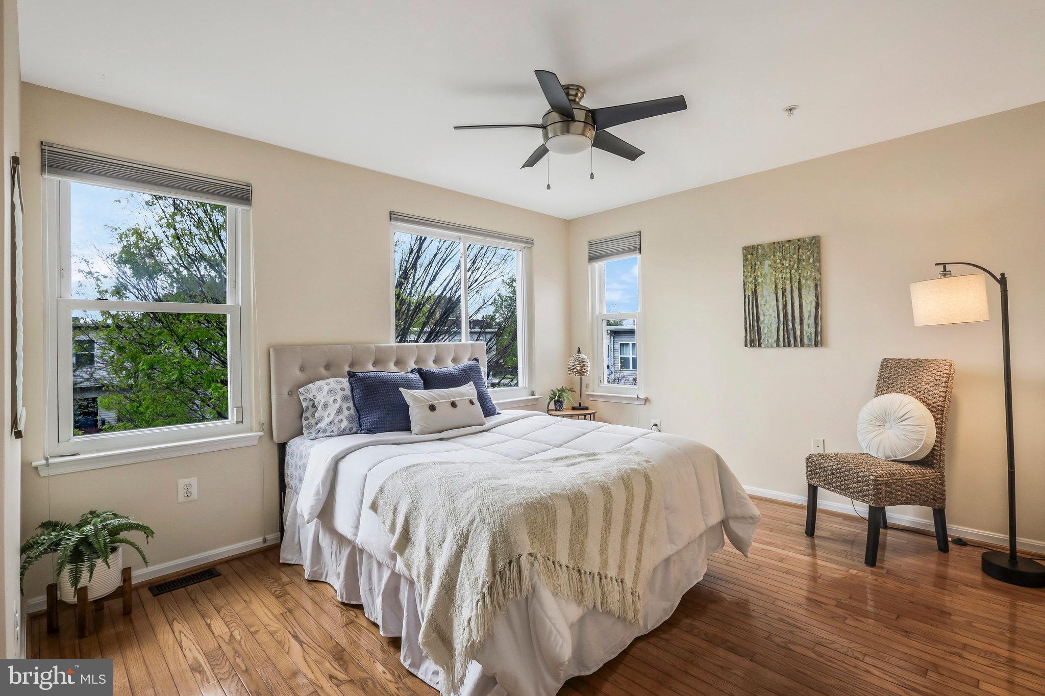 1332 Half St SW #1332