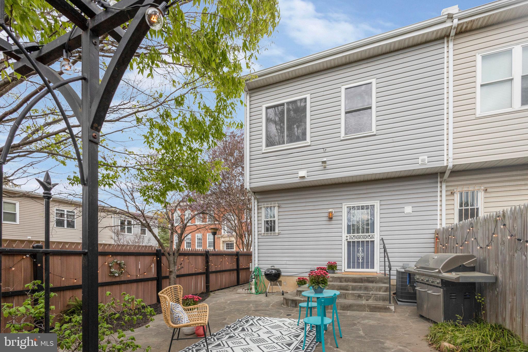 1332 Half St SW #1332