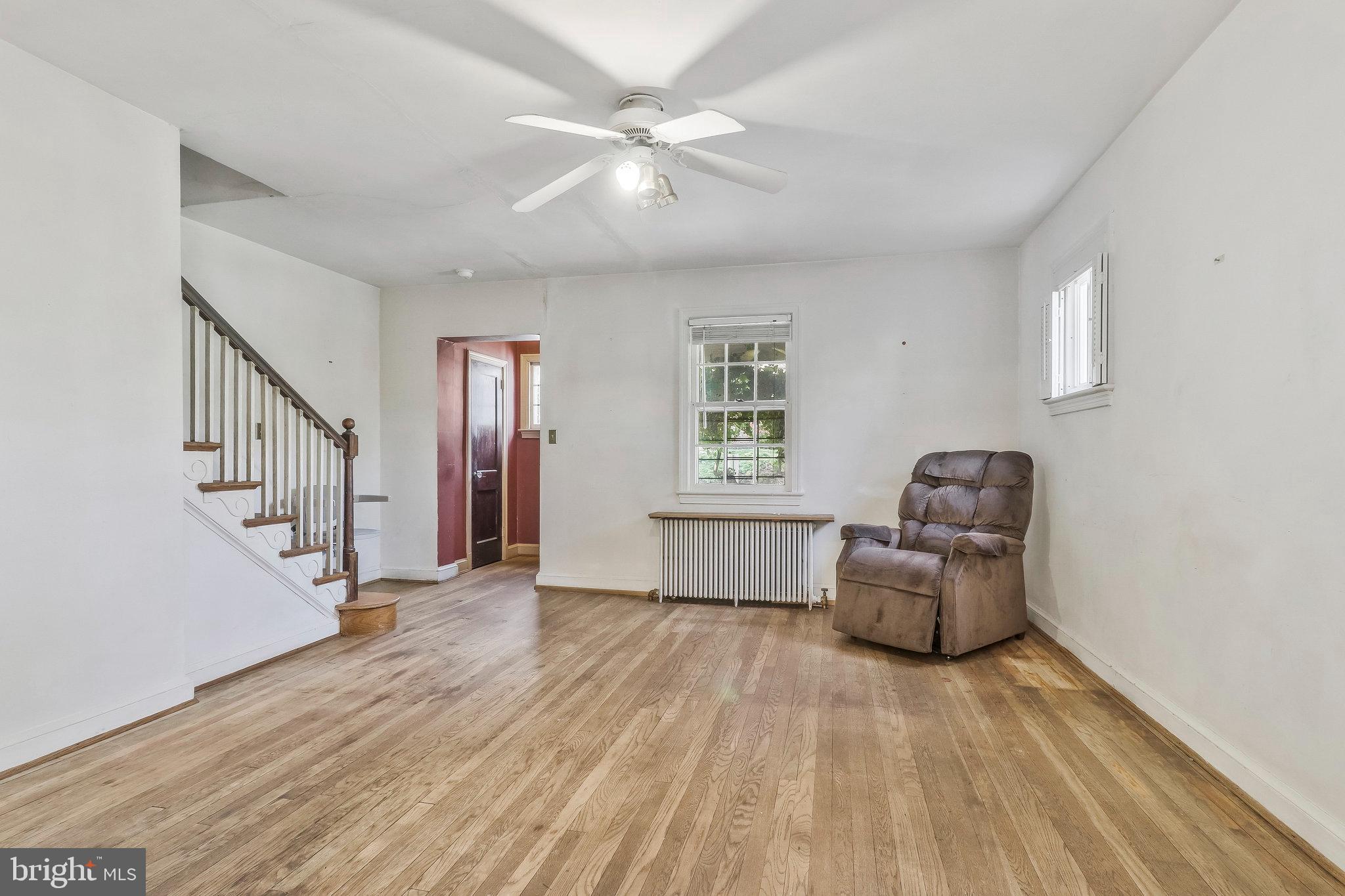 821 Taylor St NE