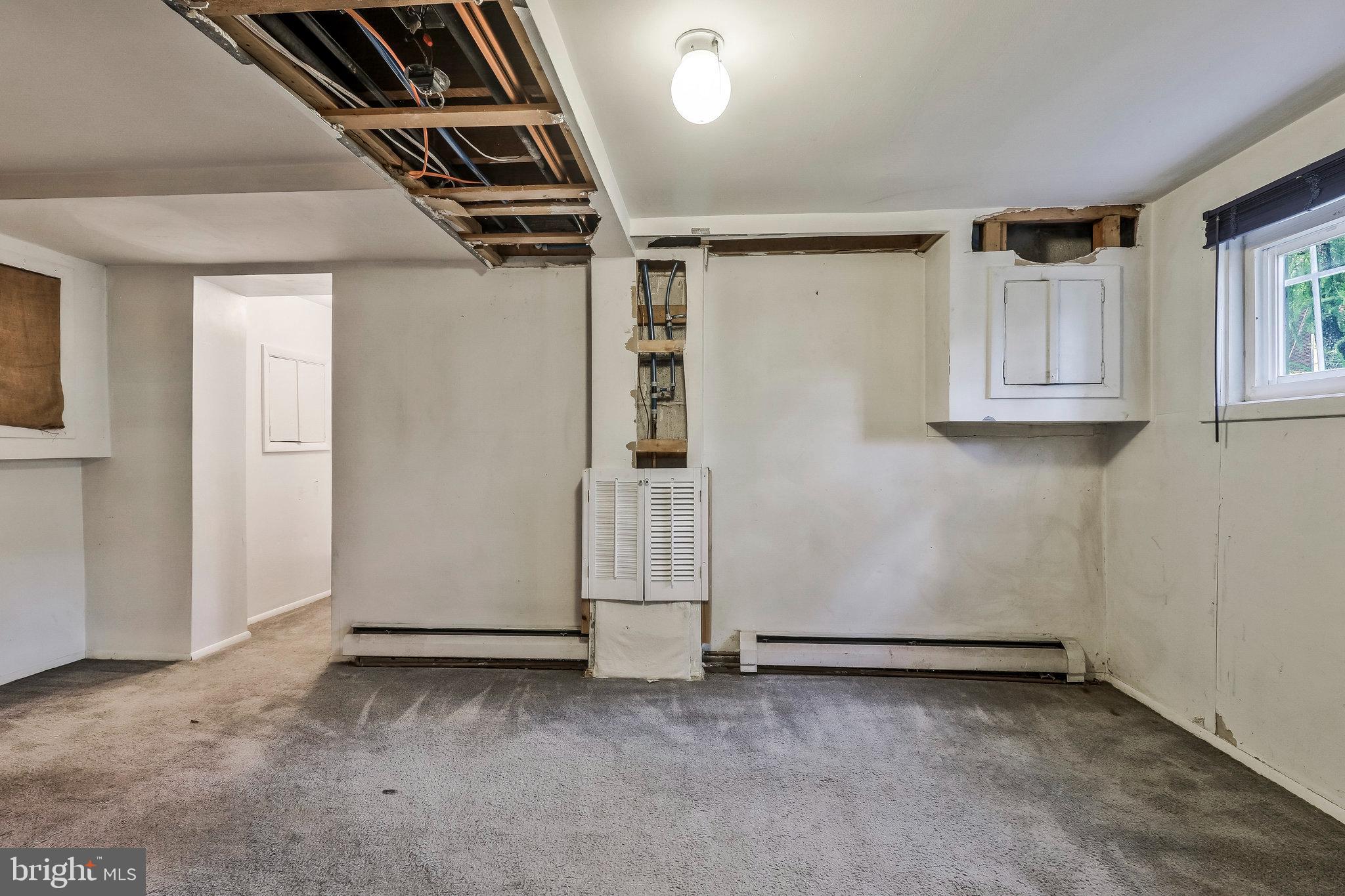 821 Taylor St NE