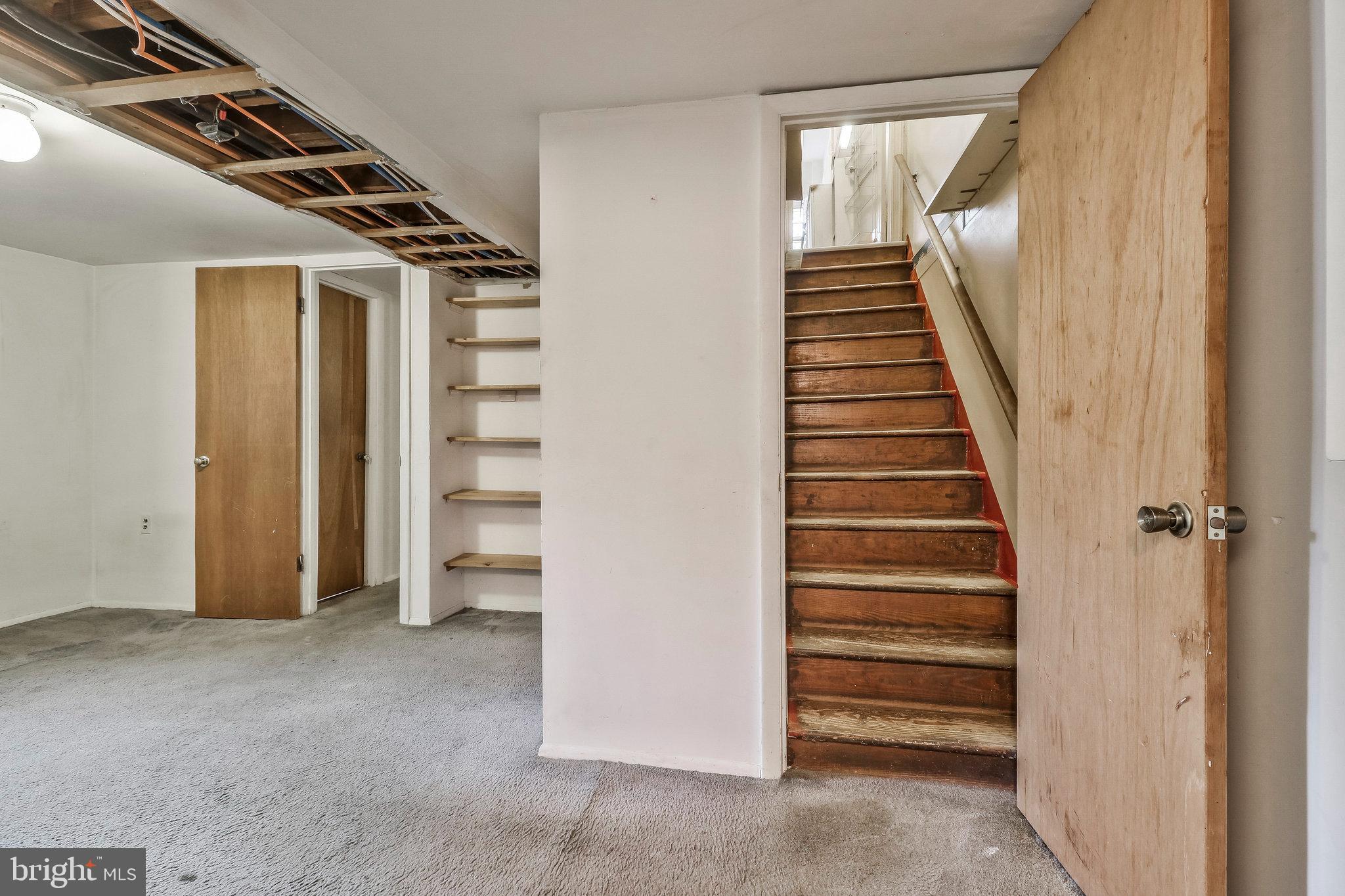821 Taylor St NE