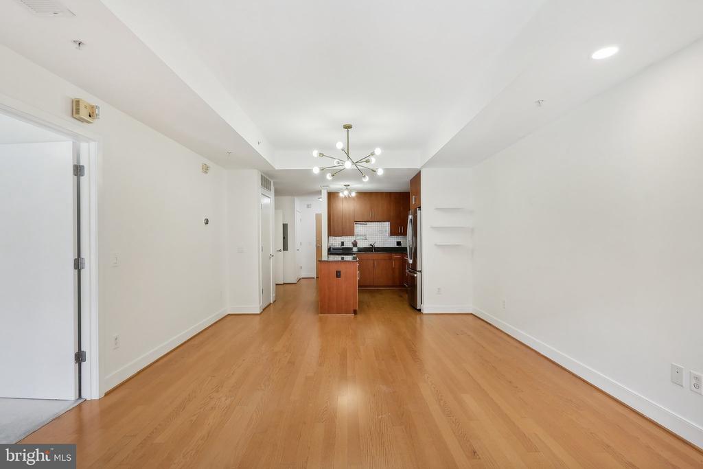 910 M St NW #525