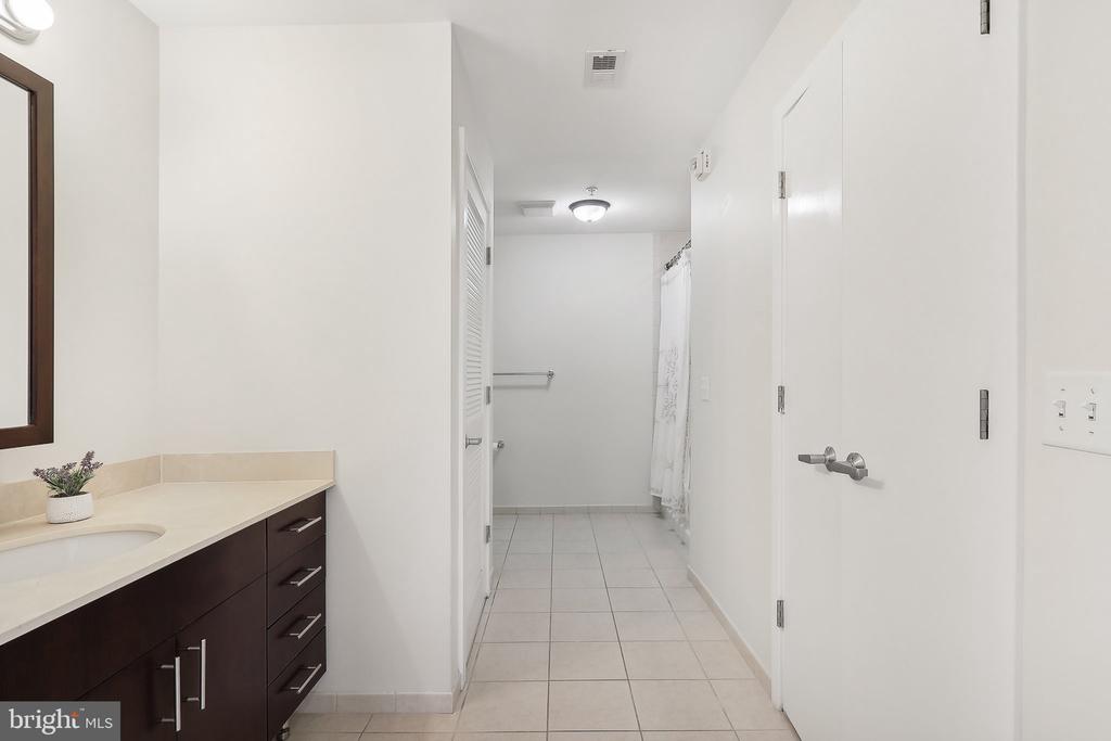 910 M St NW #525