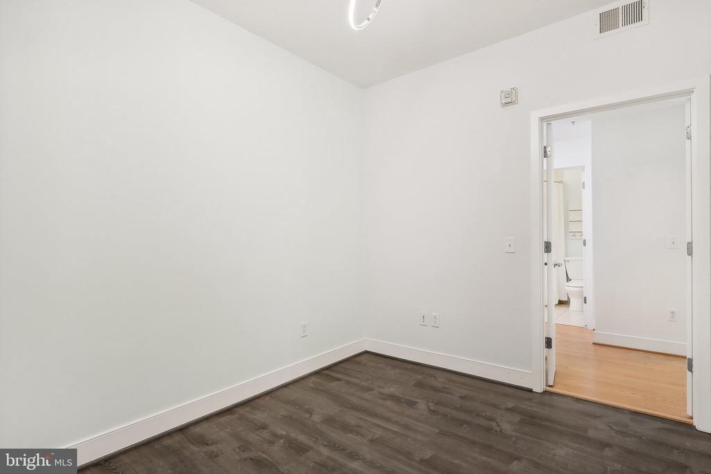 910 M St NW #525