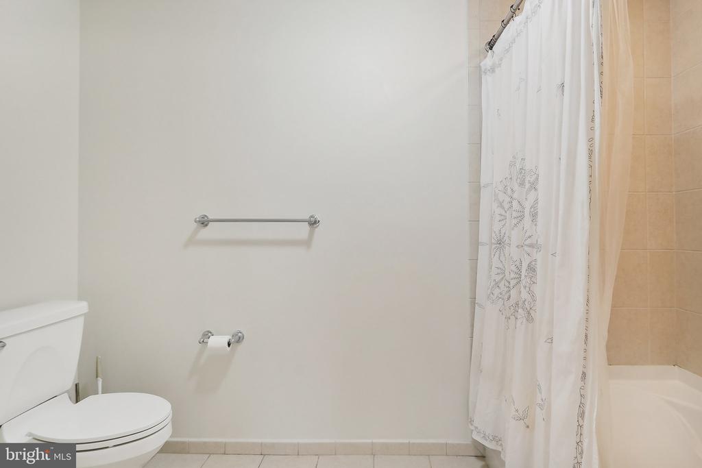 910 M St NW #525