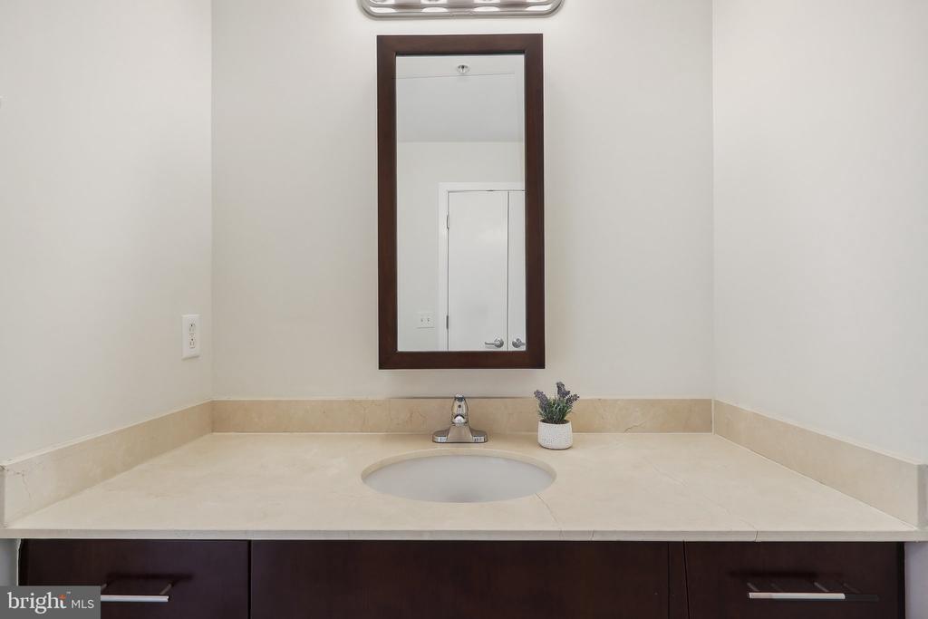910 M St NW #525