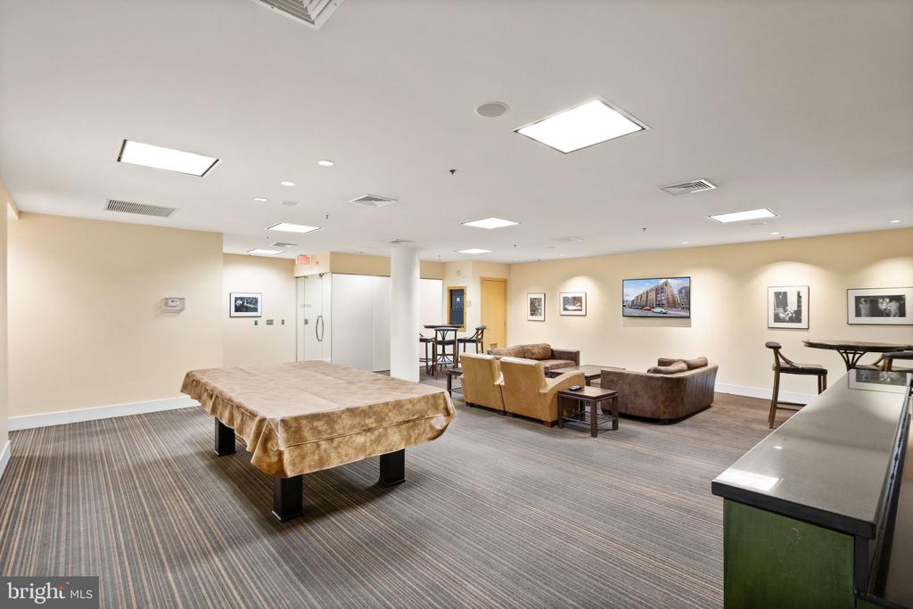 910 M St NW #525