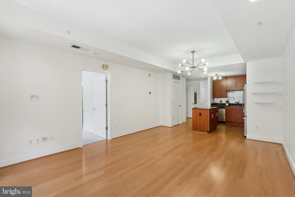 910 M St NW #525