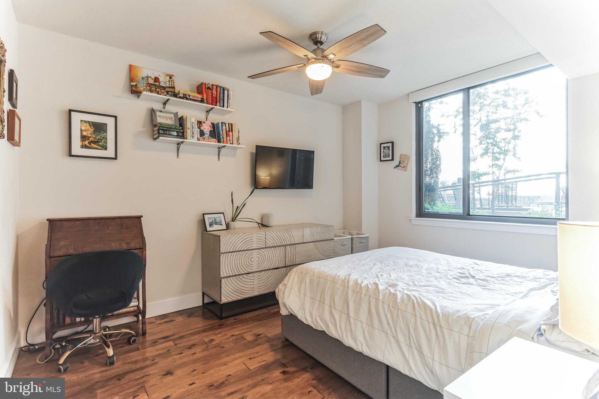 50 Florida Ave NE #202