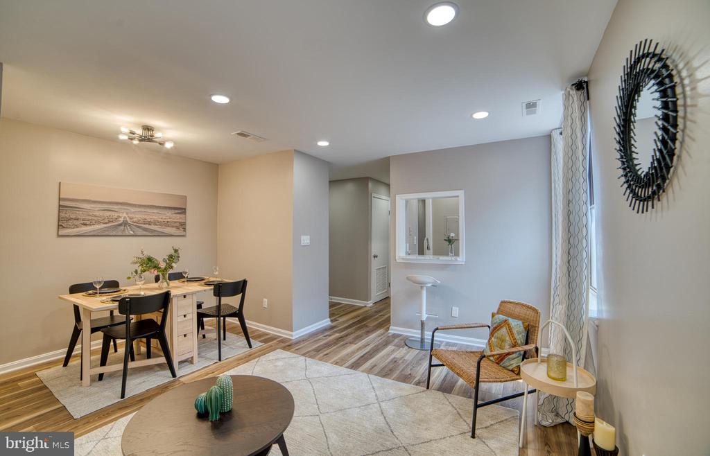 1495 Newton St NW #303
