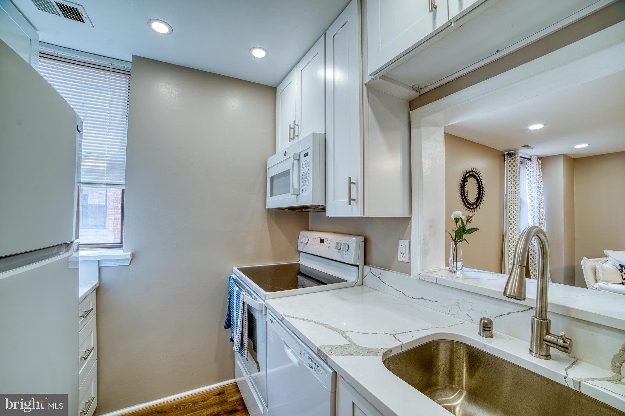 1495 Newton St NW #303