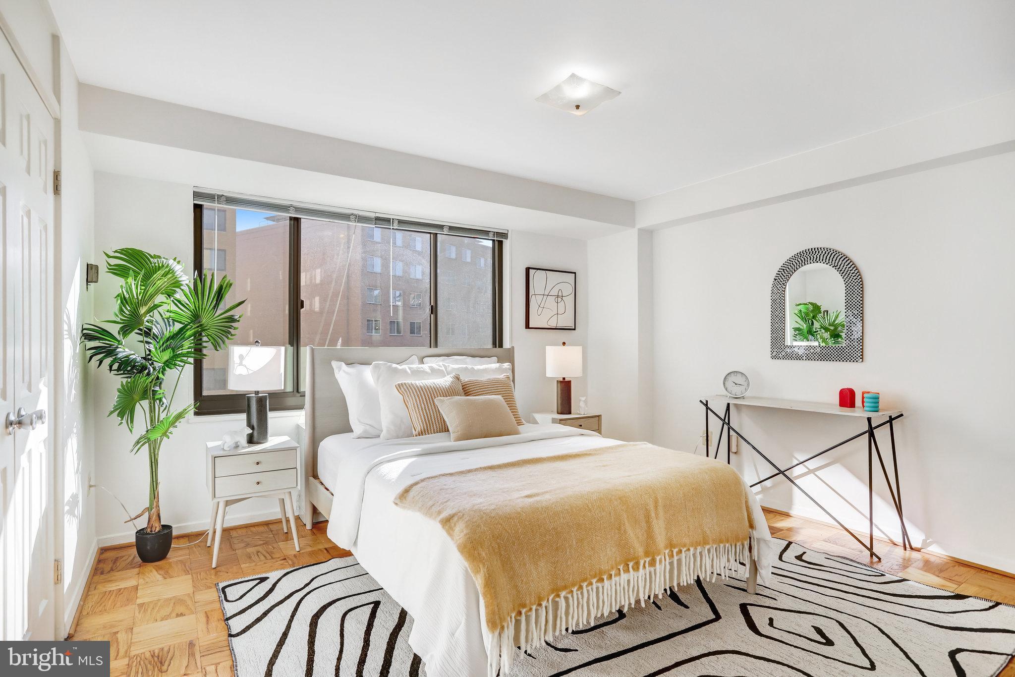5410 Connecticut Ave NW #512