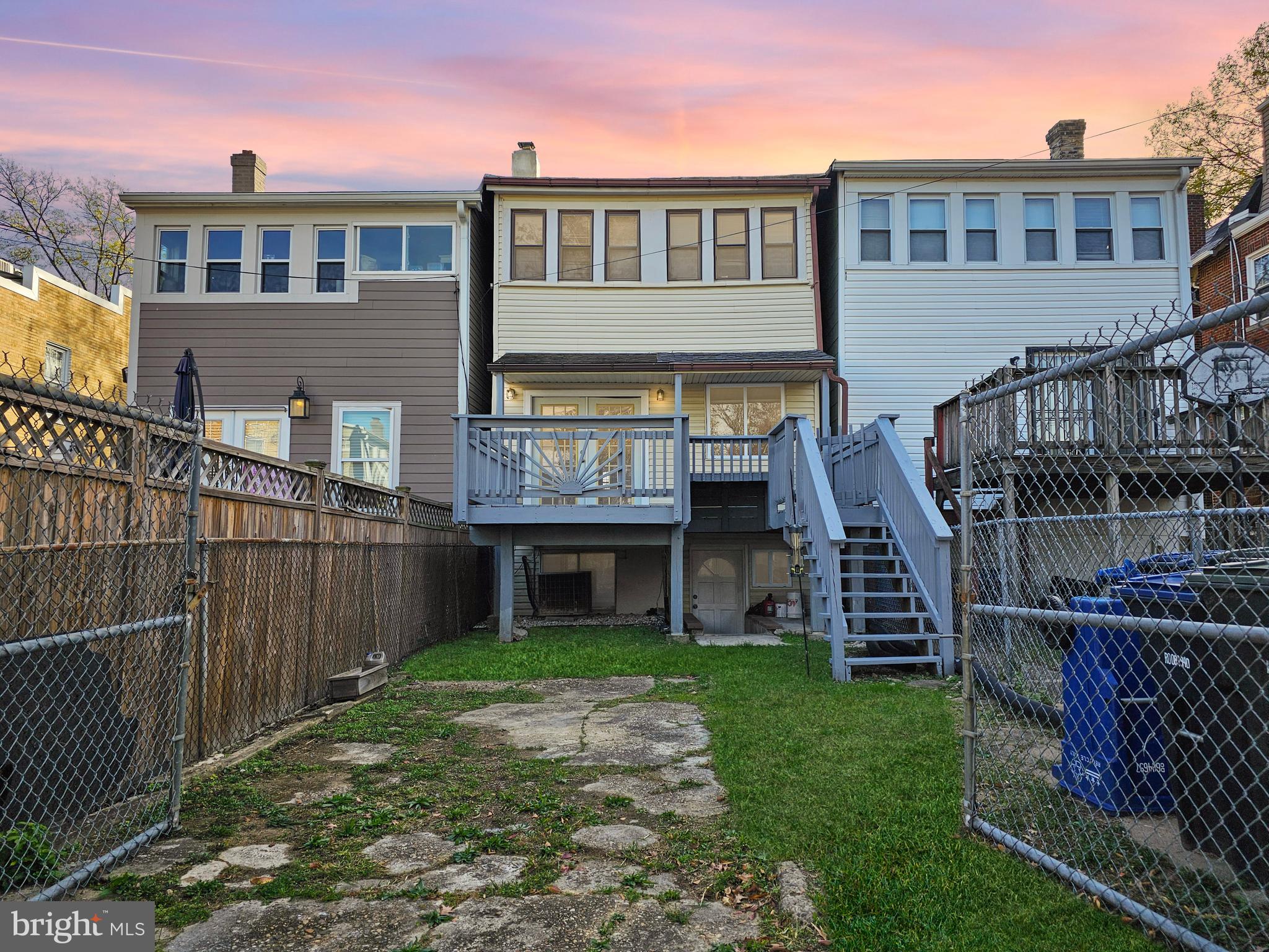 507 Nicholson St NW