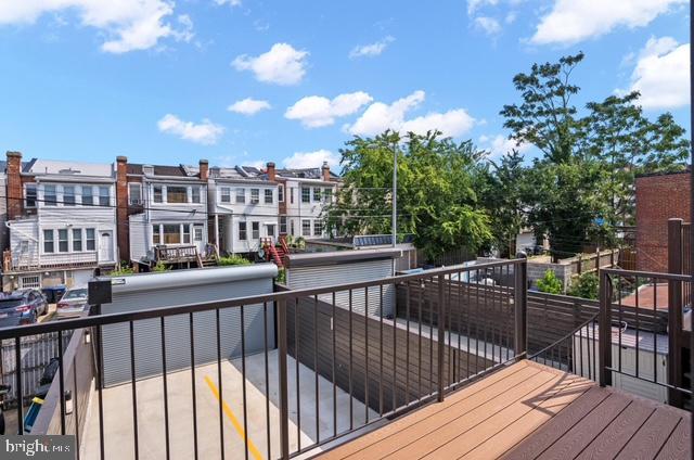 619 1/2 NEWTON PL NW #2