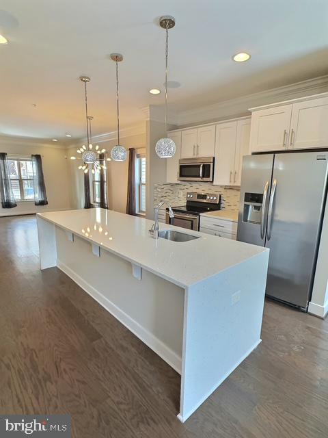 2179 HALF MOON PL NE