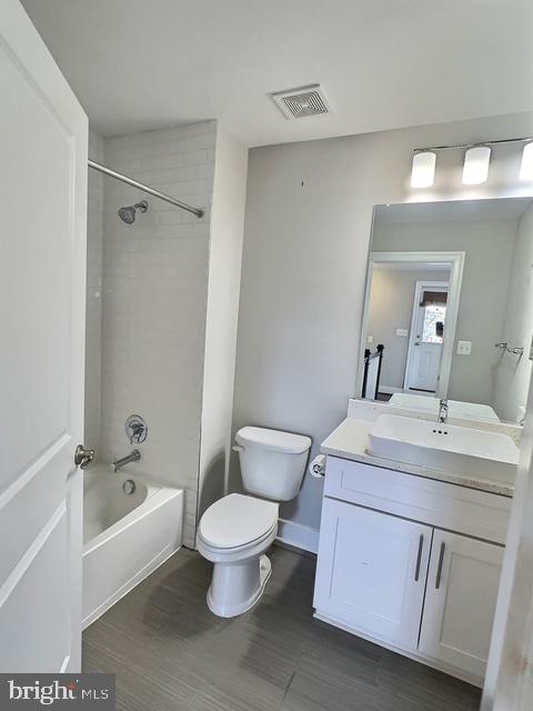 2179 HALF MOON PL NE