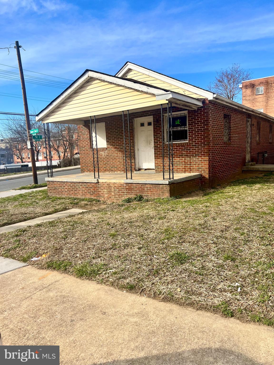 5100 Queens Stroll Pl SE