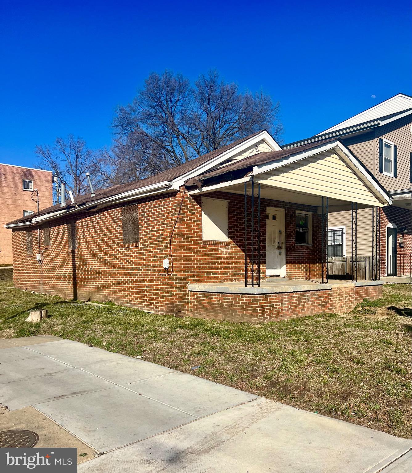 5100 Queens Stroll Pl SE