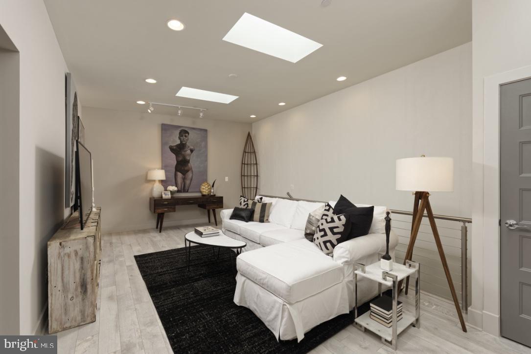 322 ADOLF CLUSS CT SE #N