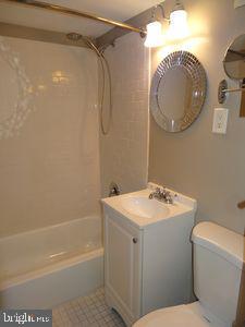 3901 TUNLAW RD NW #202