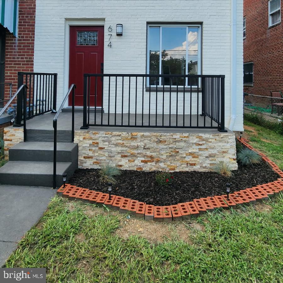 674 Brandywine St SE