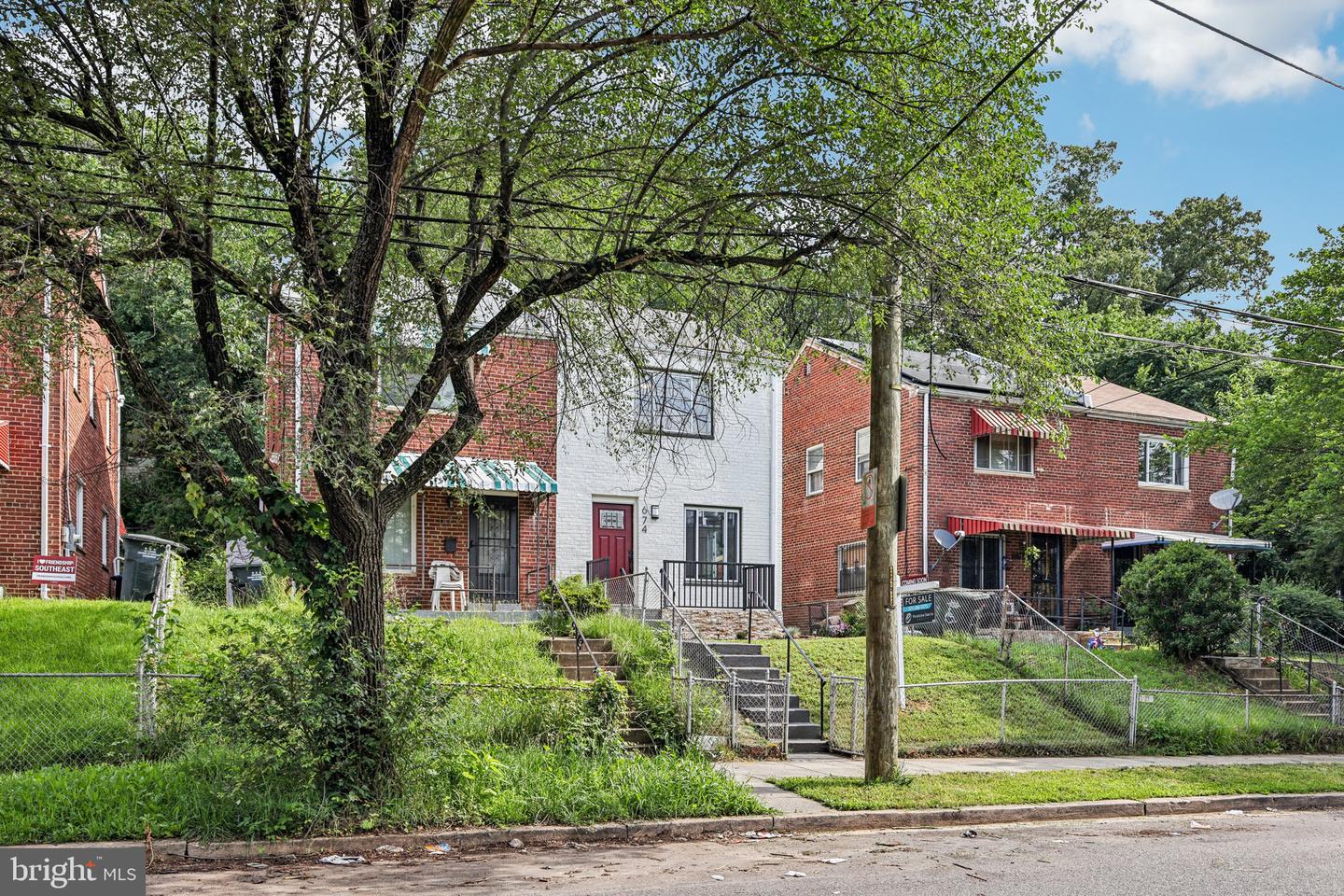 674 Brandywine St SE