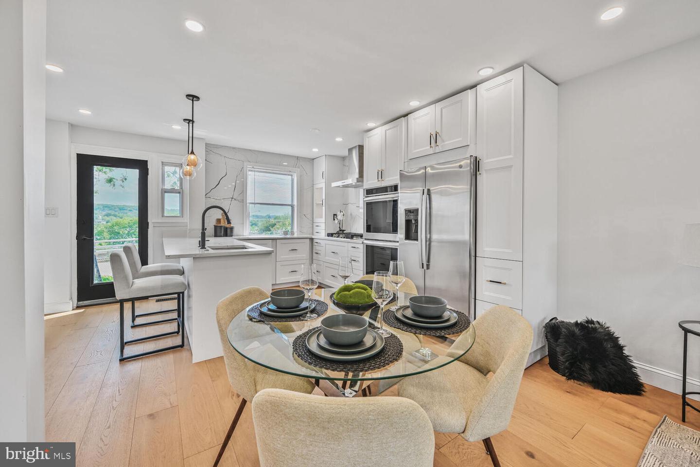 1539 K St SE
