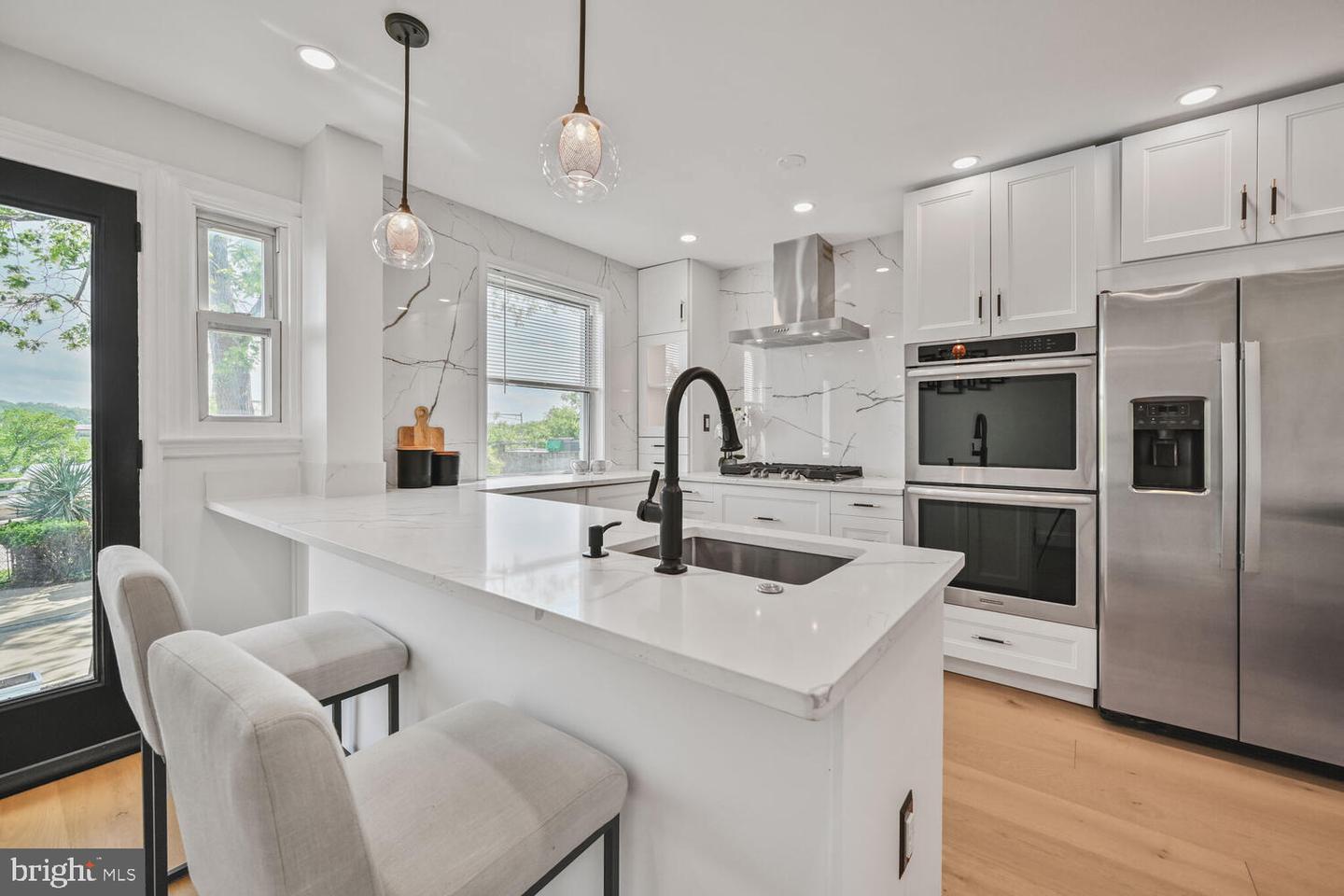 1539 K St SE