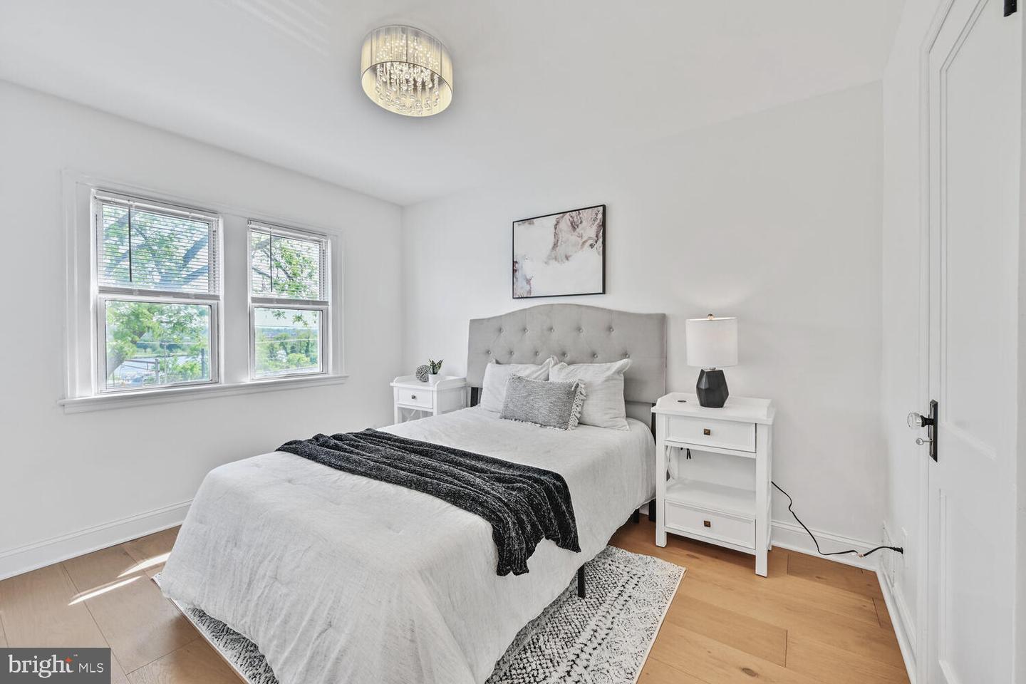 1539 K St SE