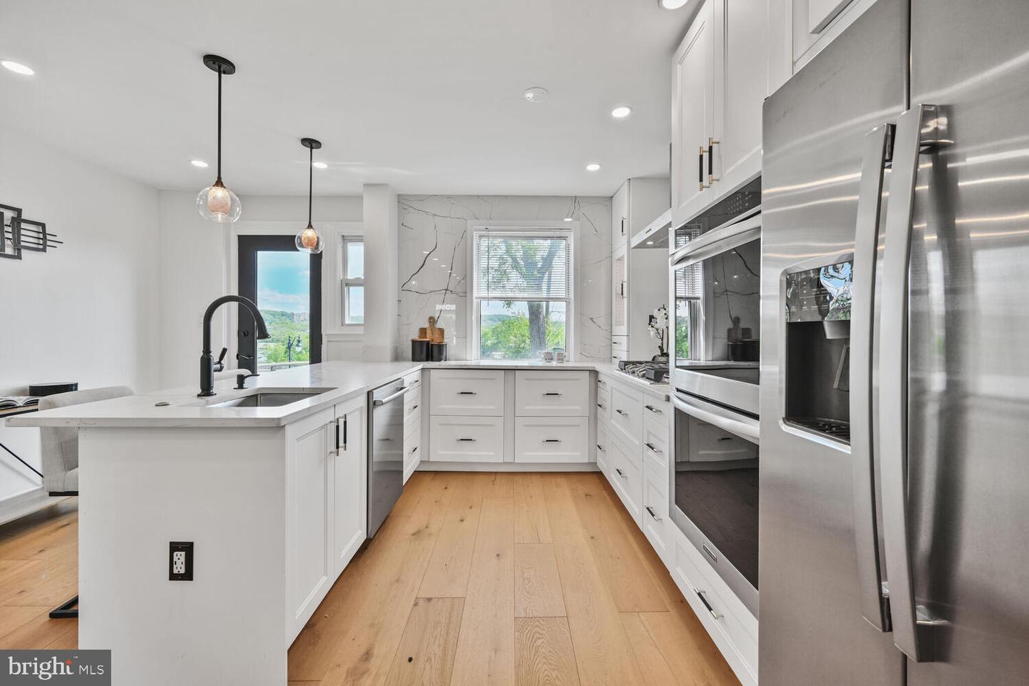 1539 K St SE