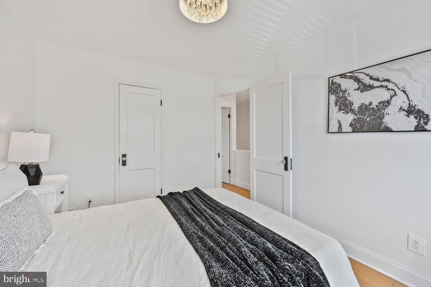 1539 K St SE