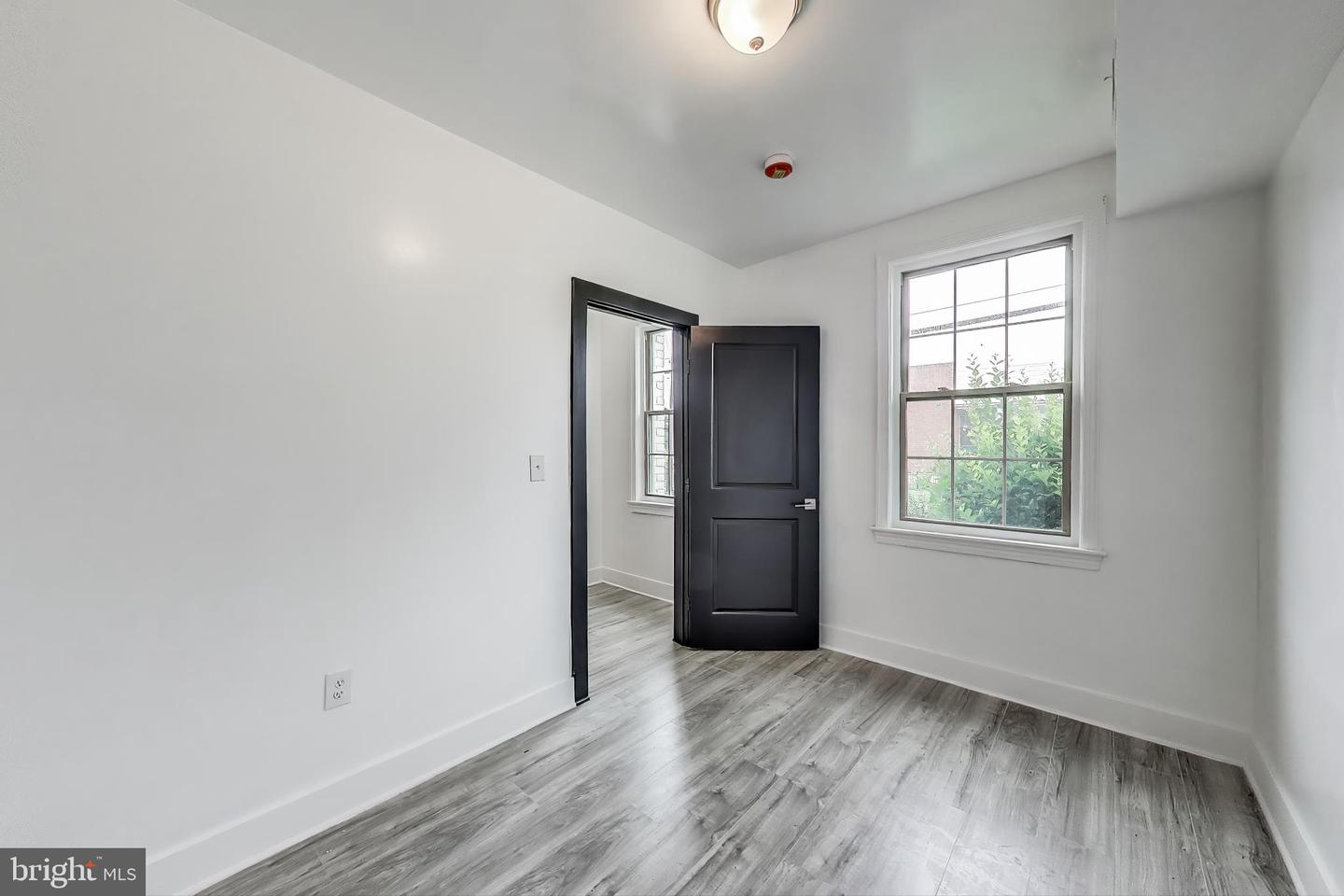 3918 10TH ST NE #3