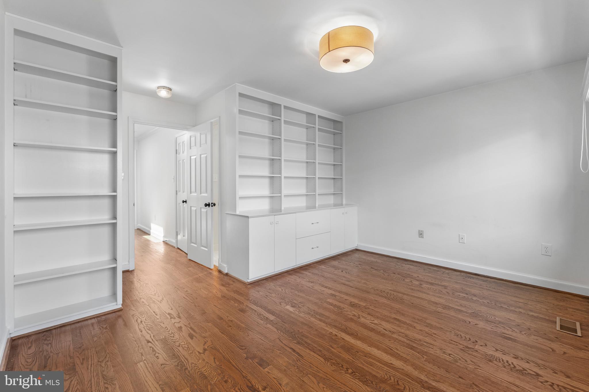 5310 Connecticut Ave NW #4