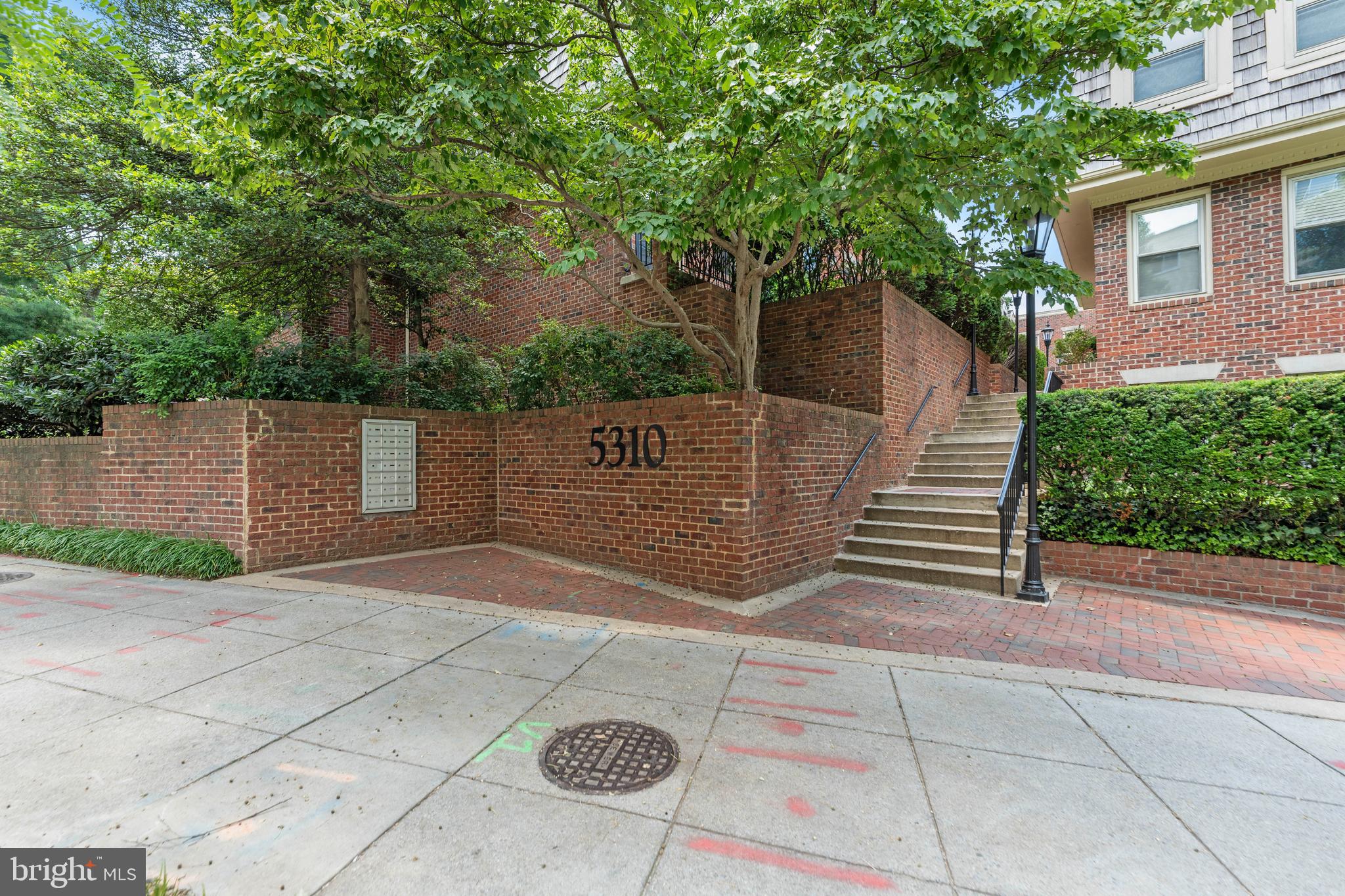 5310 Connecticut Ave NW #4