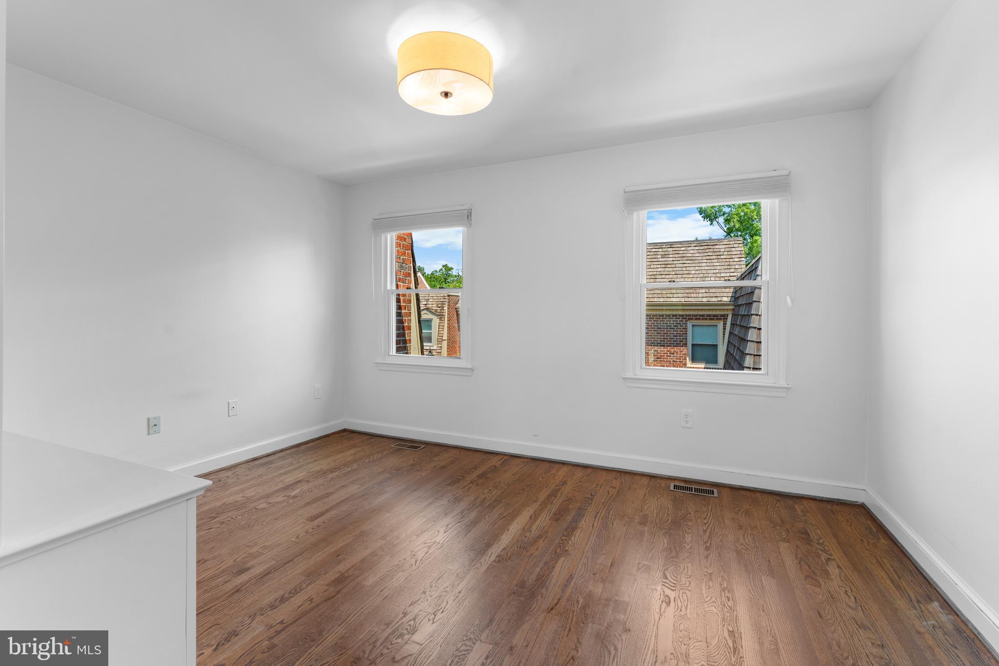 5310 Connecticut Ave NW #4