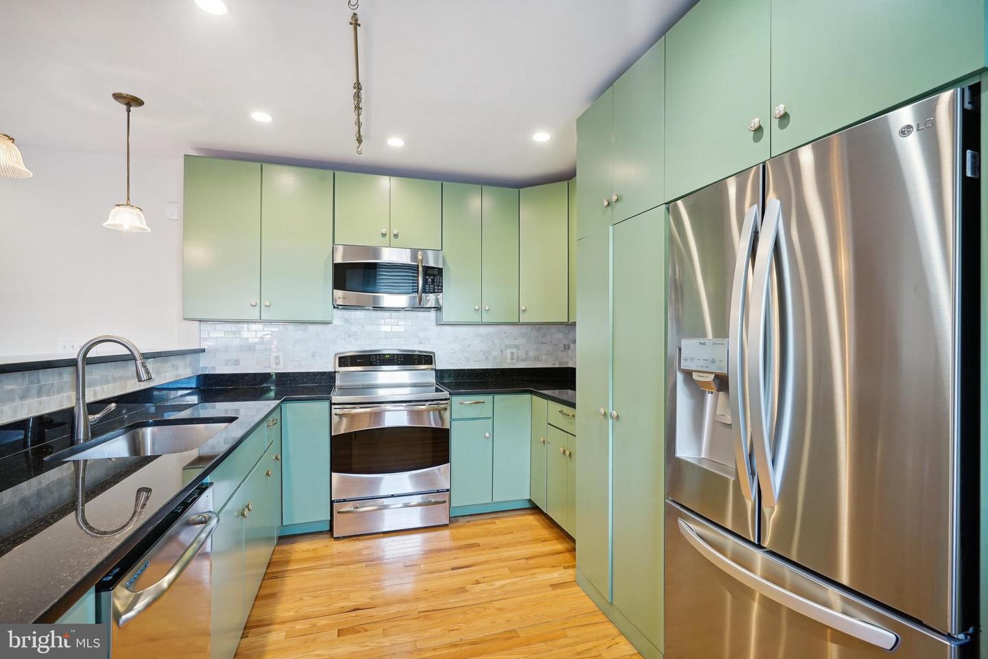 1 U ST NW #1