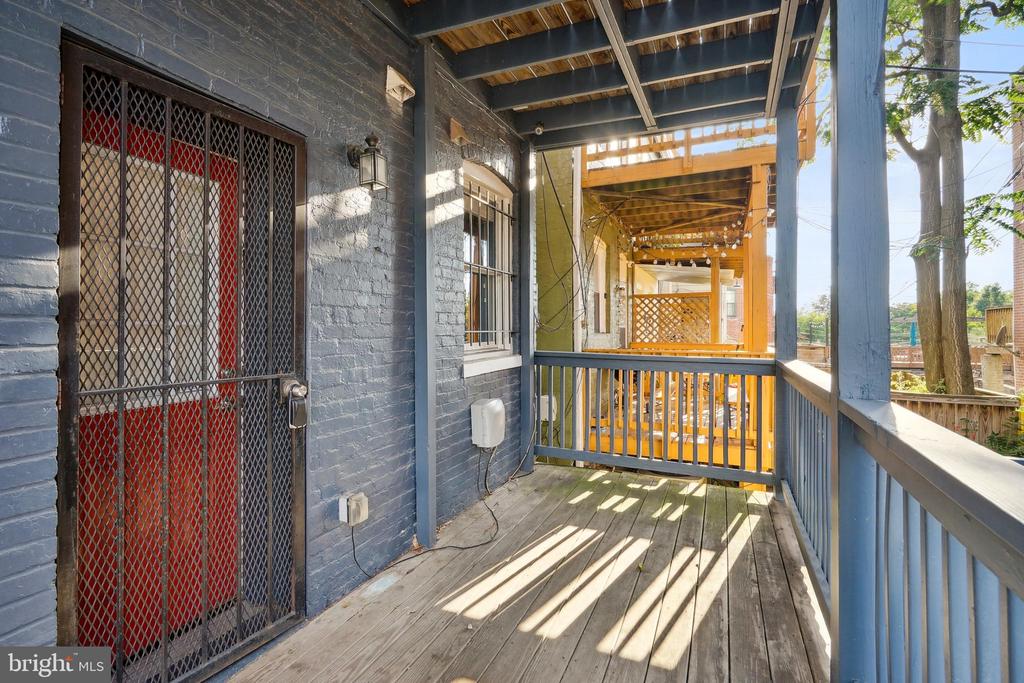 1 U ST NW #1