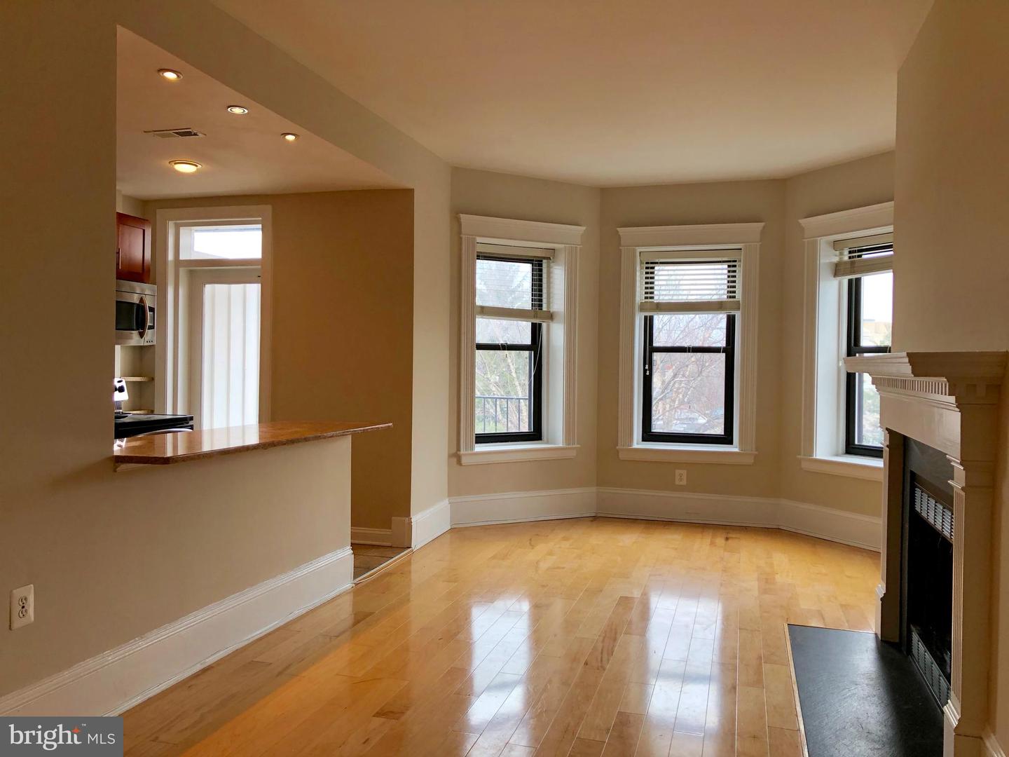2153 CALIFORNIA ST NW #404