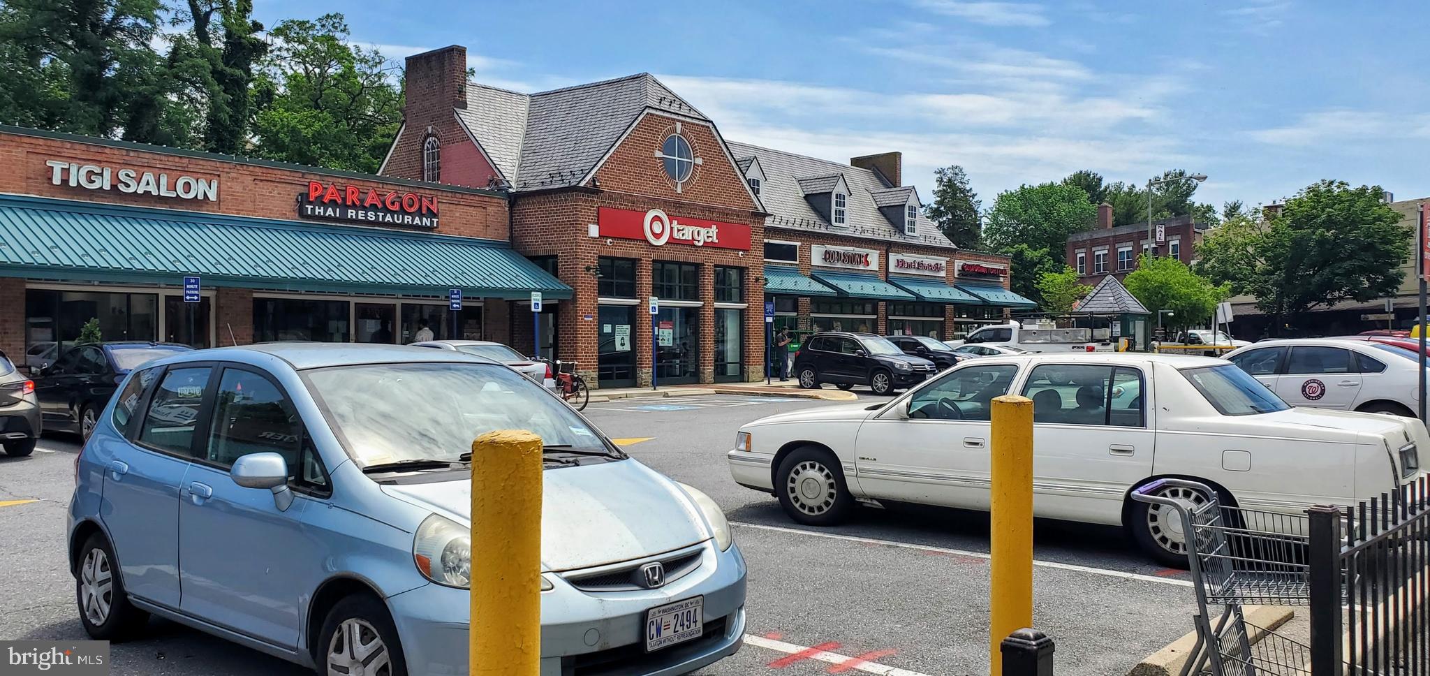 3883 Connecticut Ave NW #303