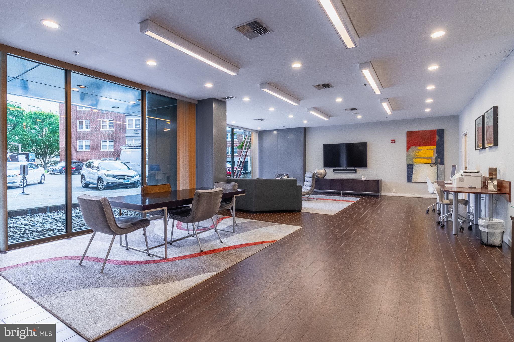 3883 Connecticut Ave NW #303