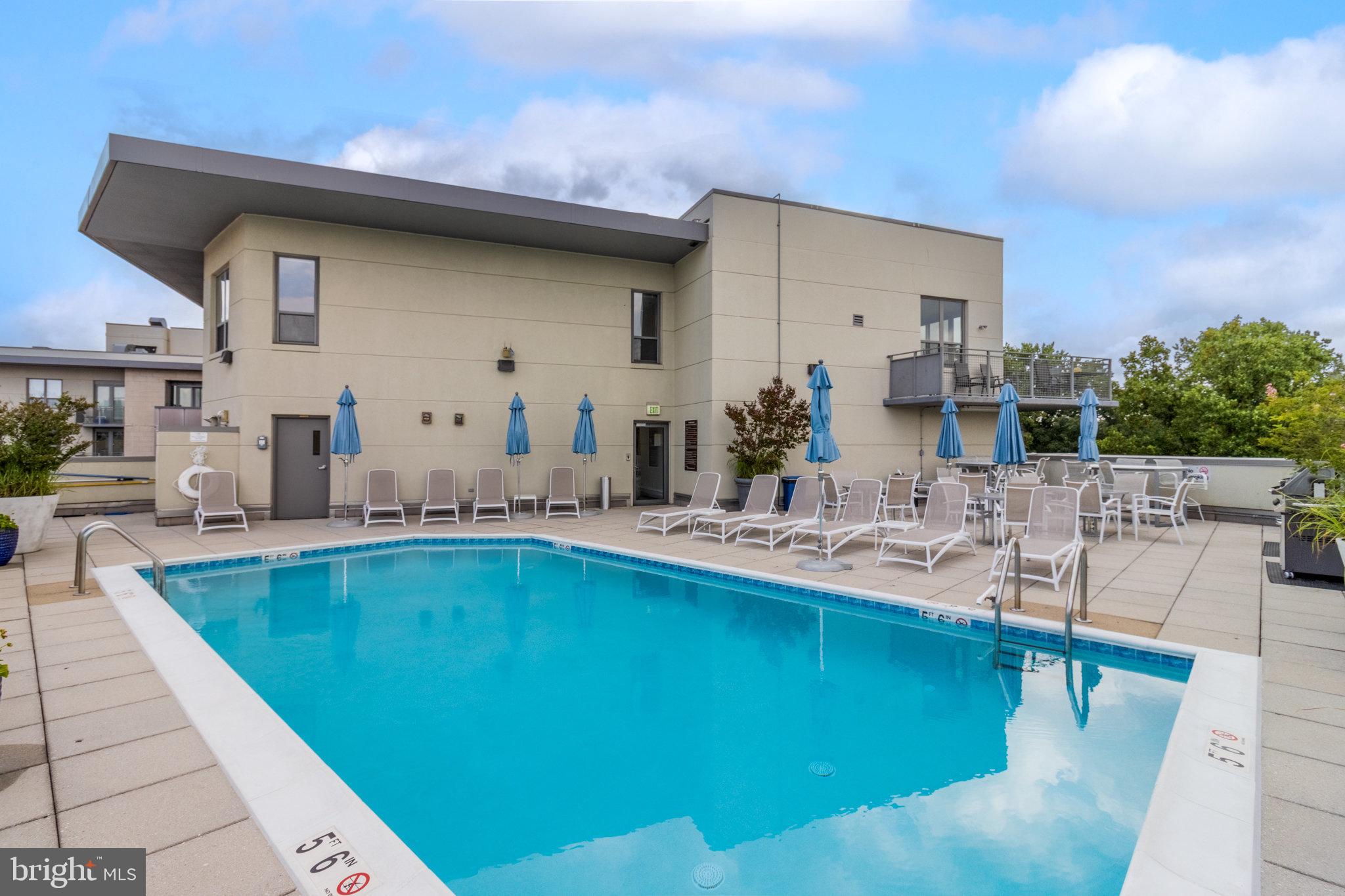 3883 Connecticut Ave NW #303